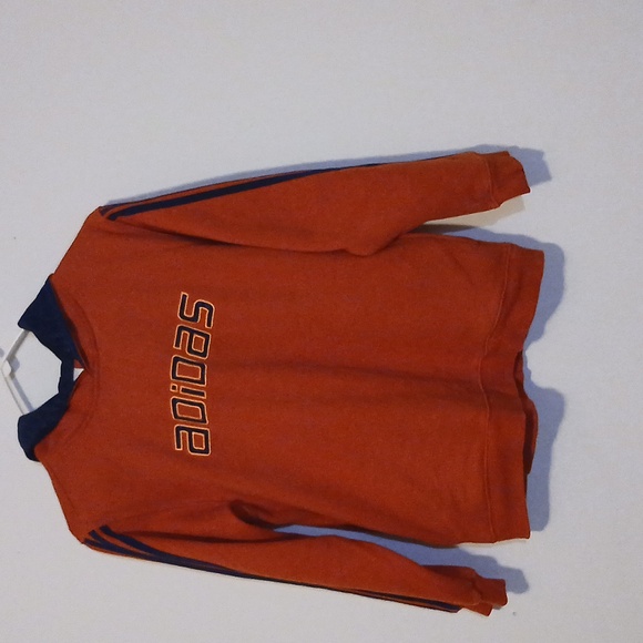 Ladies Sweater - Picture 1 of 3